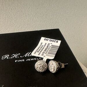 Diamond earrings